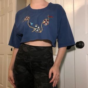 Vintage 90s shirt i thrifted then cropped :)